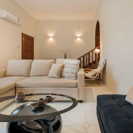 Quarta Downtown House
